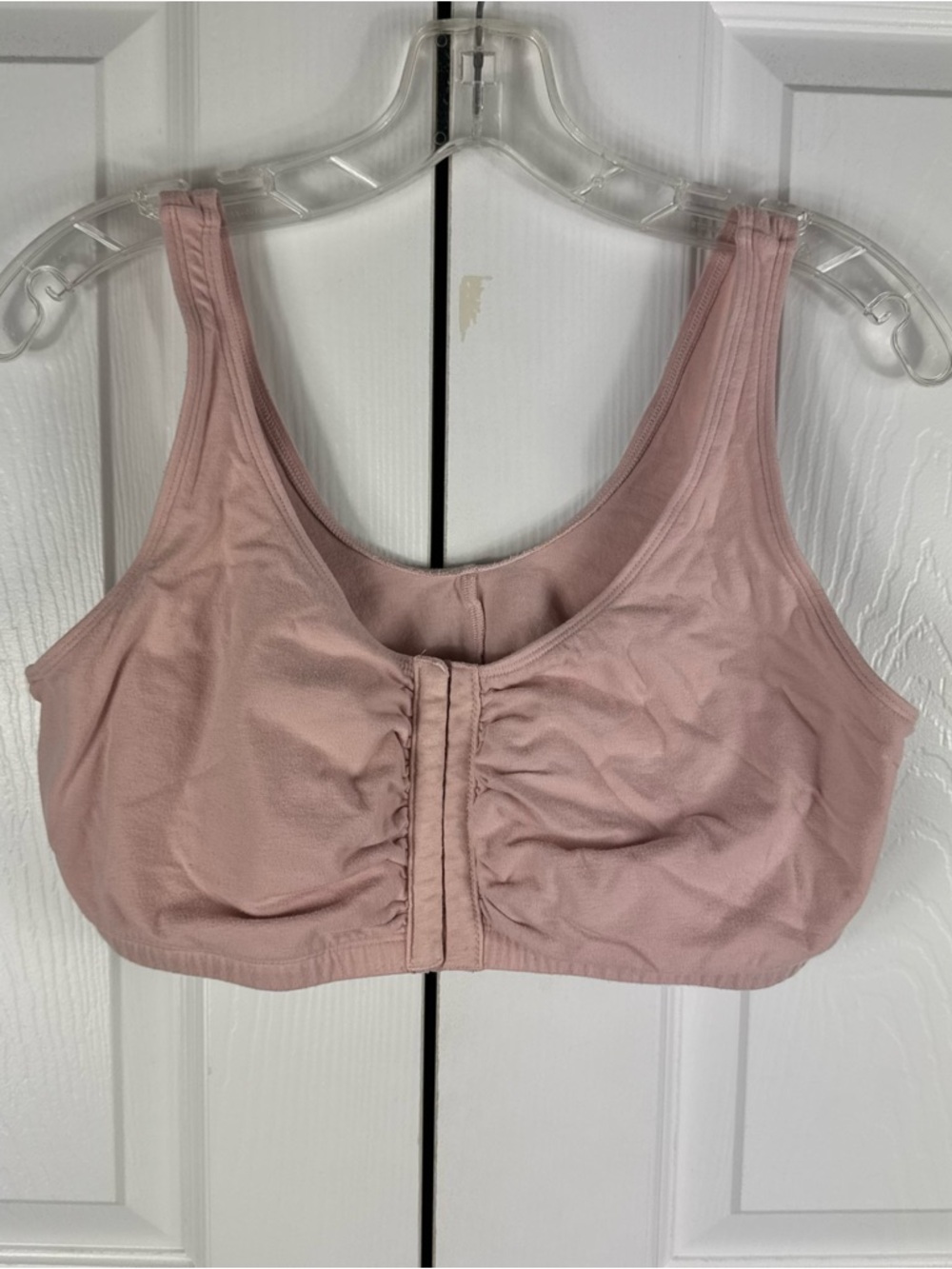 Fruit of the Loom Women's Comfort Front Close Sports Bra Style 96014 Size 44